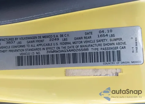 2010 Volkswagen New Beetle 2.5L from USA, damaged, VIN 3VWRW3AG3AM026588